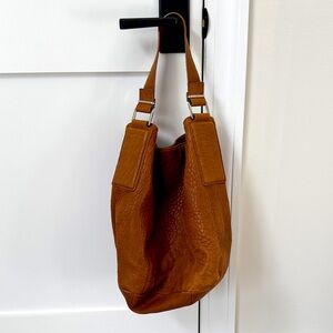 Elegant Saddle Leather Shoulder Bagq
